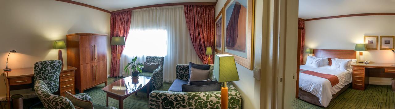 Hotel Peermont Walmont At The Grand Palm, Gaborone Exterior foto